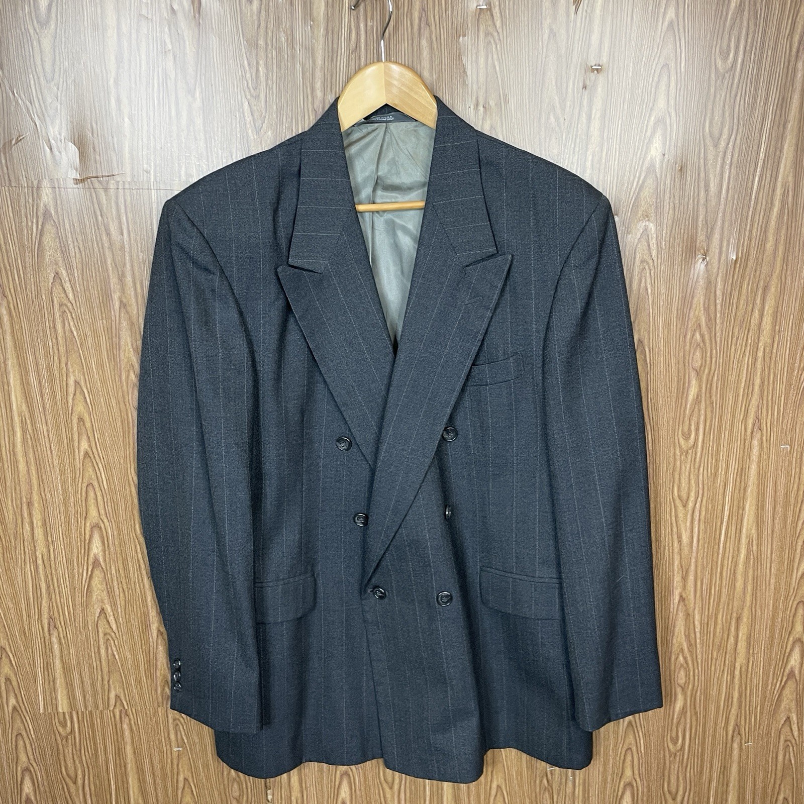 Executive Collection 2 Piece Suit Mens 44L 34×29 Gray Striped Double Breasted