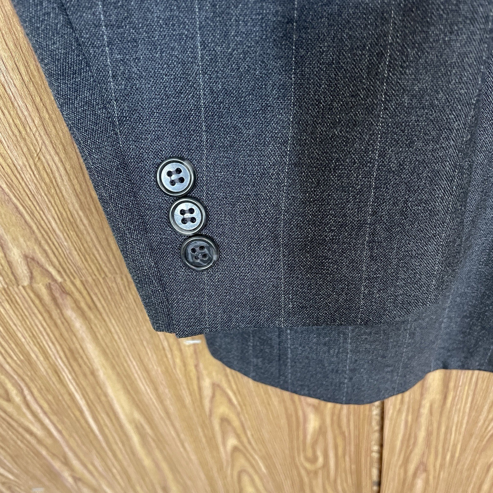 Executive Collection 2 Piece Suit Mens 44L 34×29 Gray Striped Double Breasted