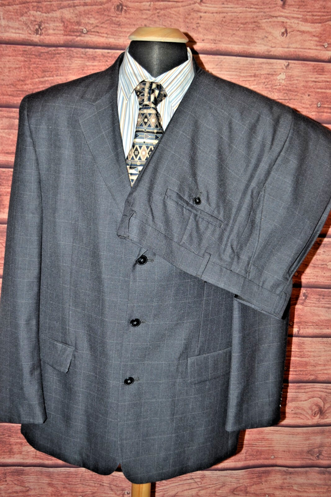 Geoffrey Beene Men’s Check 3 Front Button Suit Sz 46L Wst 39×30