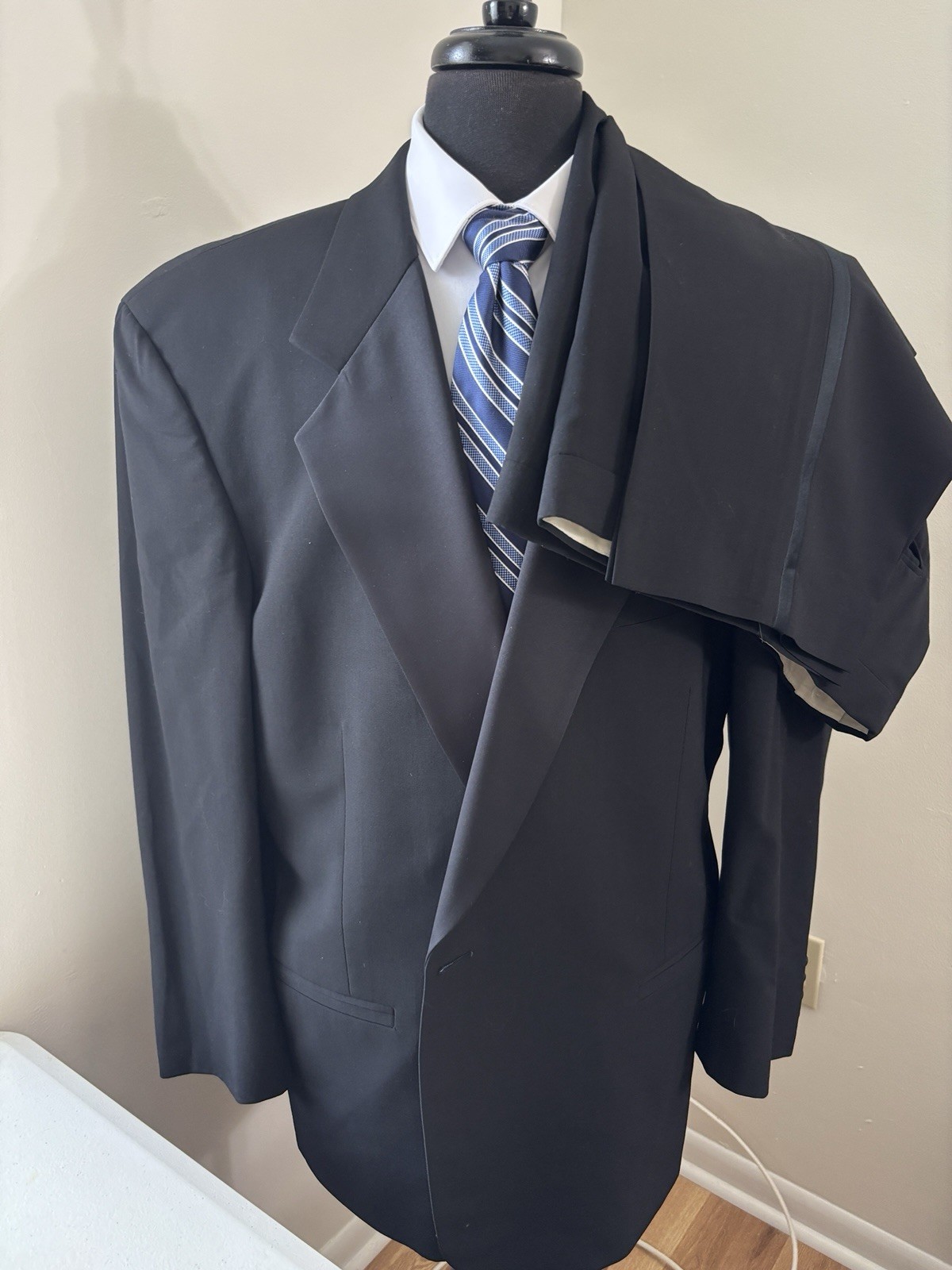 Tuxedo Mens 48R 40×30 Black Wool 2 Piece Suit Jacket Pants Set Union USA Vintage