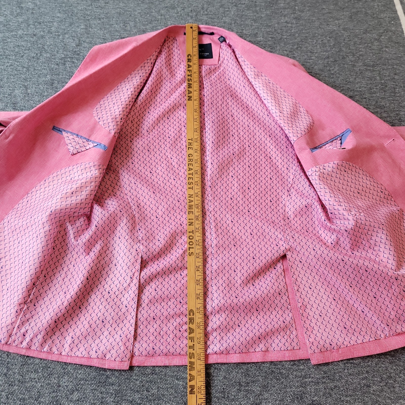 TailorByrd Jacket Men’s 40R Blazer Sport Coat Pink Chambray 2 Button Geometric