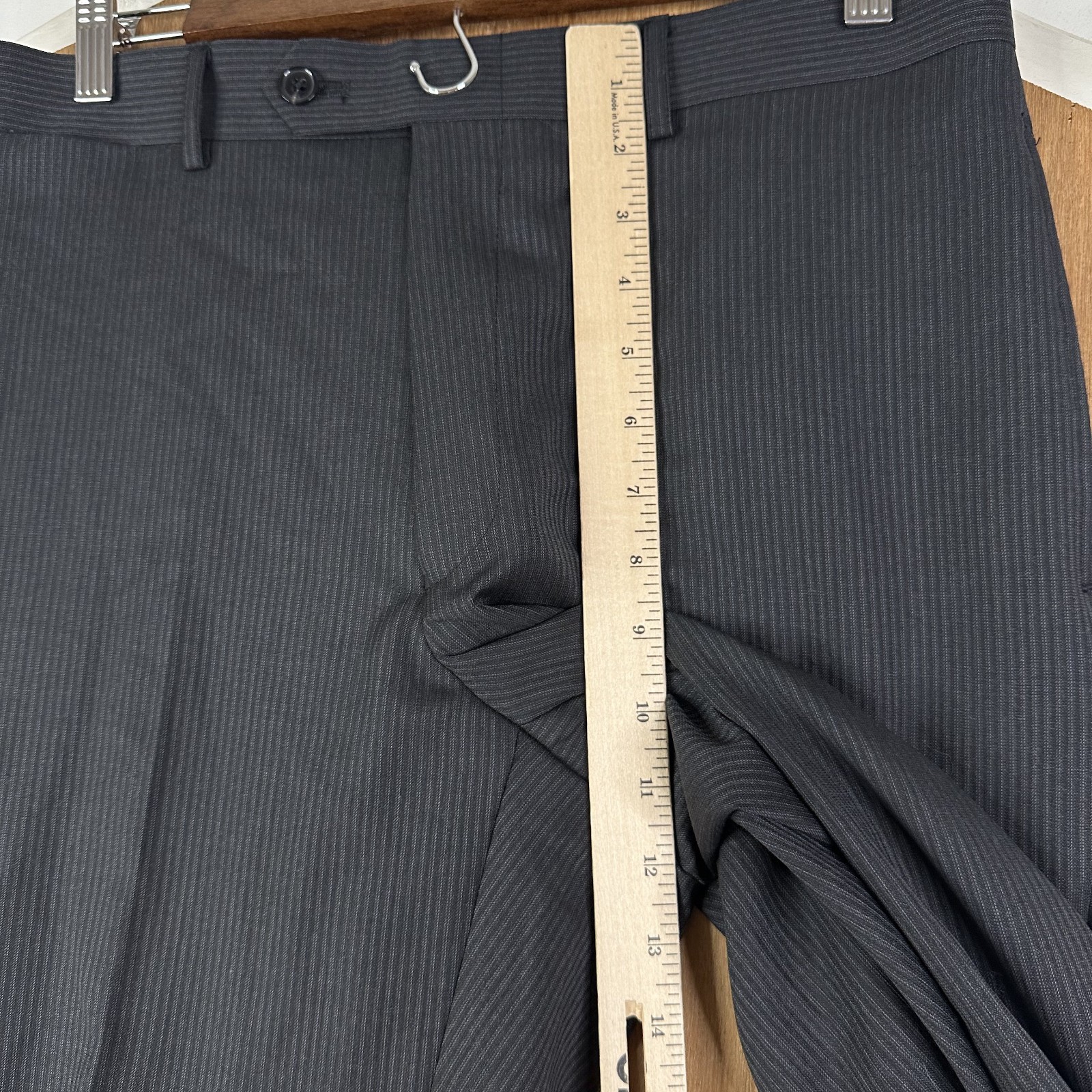 Tommy Hilfiger Suit Mens 38R Black Pinstripe 2 Button 100% Wool Pants 32×30 Flat
